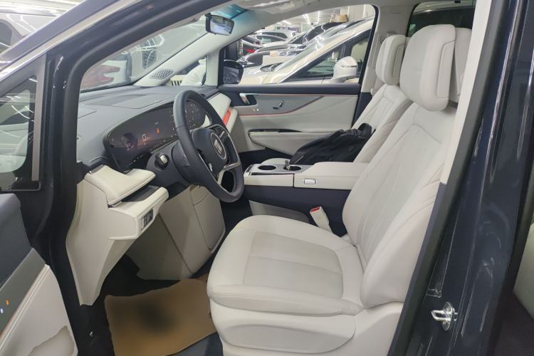 Used Buick GL8 New Energy 2026 Model Lu Zun Luxury Edition
