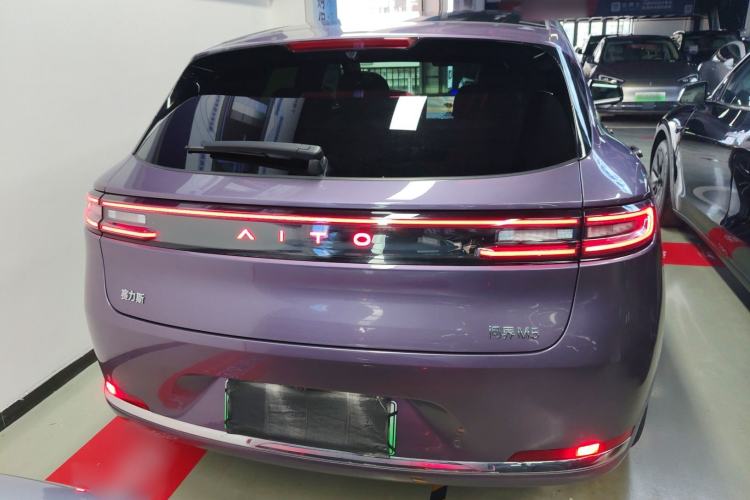 Used Hima AITO M5 2025 Extended-Range Ultra Rear-Wheel-Drive Version
