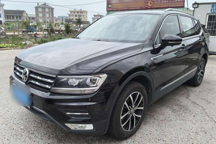 Used Volkswagen Tiguan L 2017 330TSI Automatic Two-Wheel Drive Luxury Edition