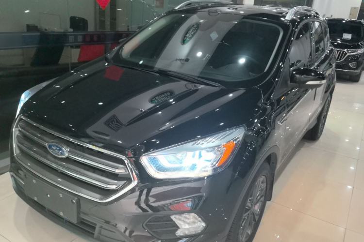 Used Ford Kuga 2019 EcoBoost 180 Two-Wheel-Drive Platinum Edition China VI Standard