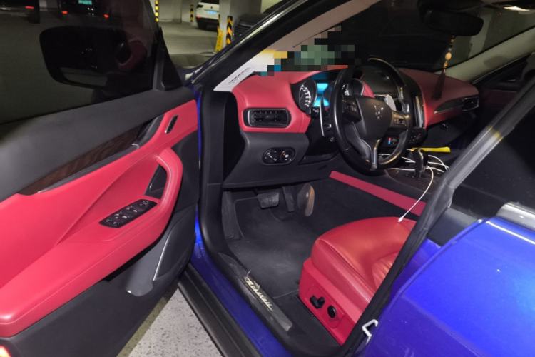 Used Maserati Levante 2016 3.0T Standard Edition Driver Seat