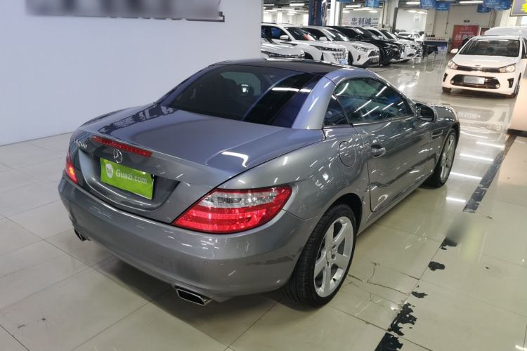 Used Mercedes-Benz SLK-Class 2011 SLK 200 Fashion Model