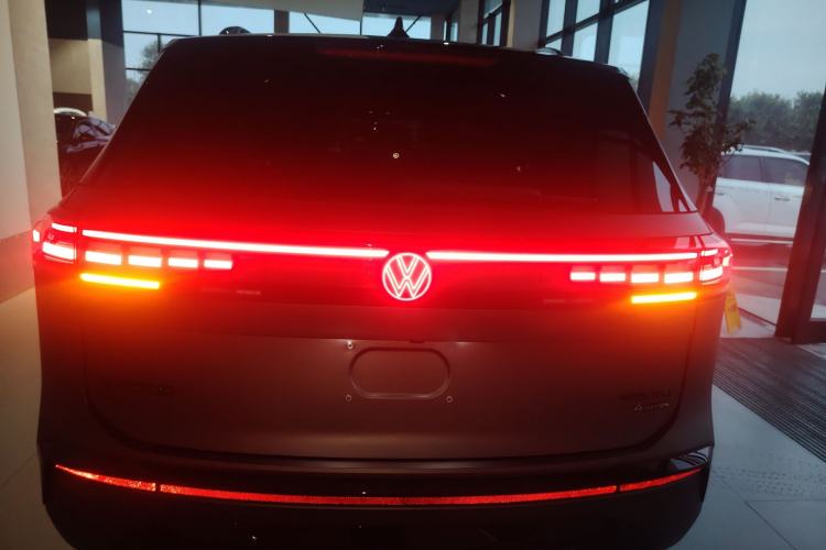 Used Volkswagen Teramont 2025 Tiguan Pro 450TSI Four-Wheel Drive Summit Edition