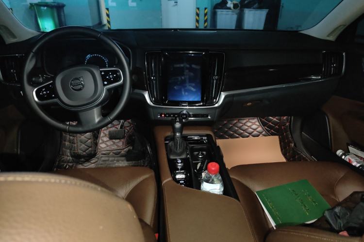 Used Volvo S90 2018 T4 Zhiyuan Edition