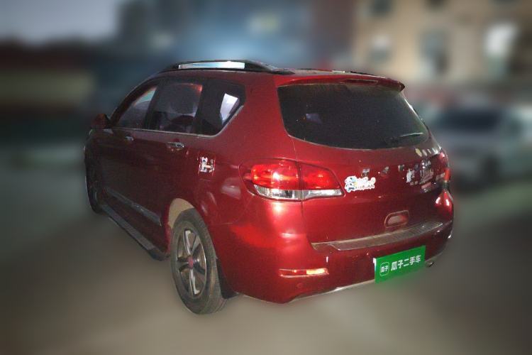 Used Haval H6 2013 Upgraded Model 2.4L Automatic Two-Wheel Drive Prestige Version
