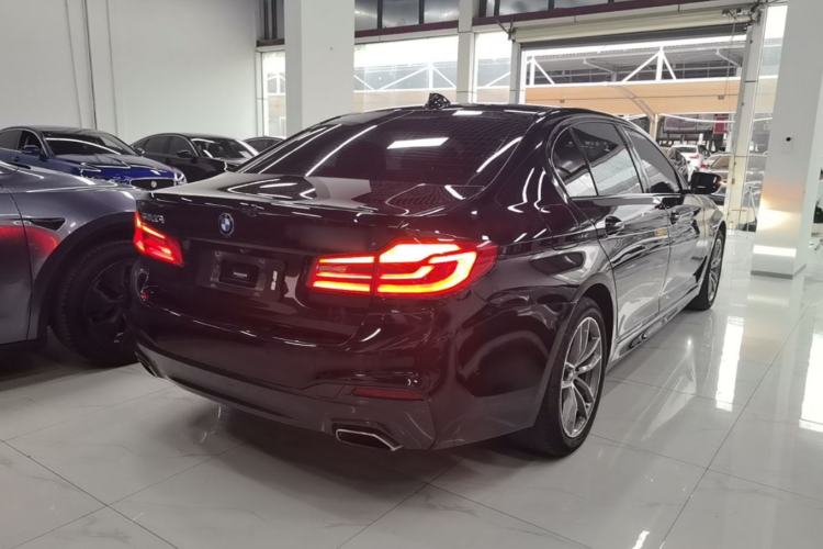 Used BMW 5 Series 2019 525Li M Sport Package Rear Right 45 Deg