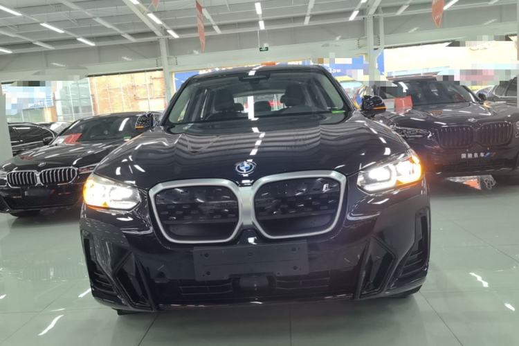 Used BMW iX3 2022 Updated Leading Version Front