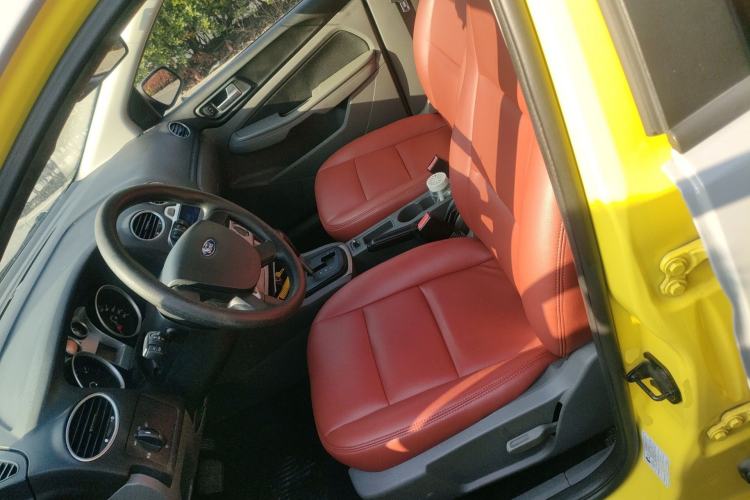 Used Ford Focus 2013 Hatchback Classic 1.8L Automatic Base Model