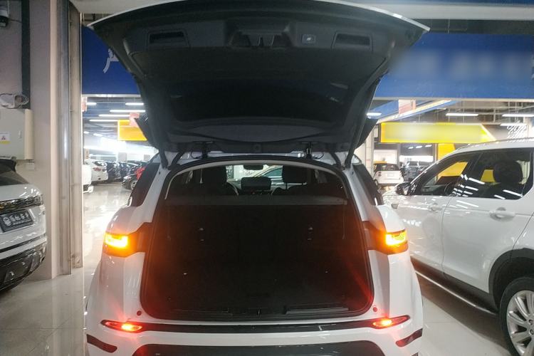 Used Land Rover Range Evoque 2023 Aurora L 200PS Elite Edition Trunk