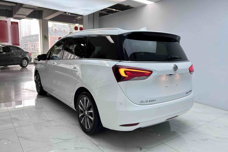 Used Buick GL6 2021 323T Mild Hybrid Connect Prestige Model
