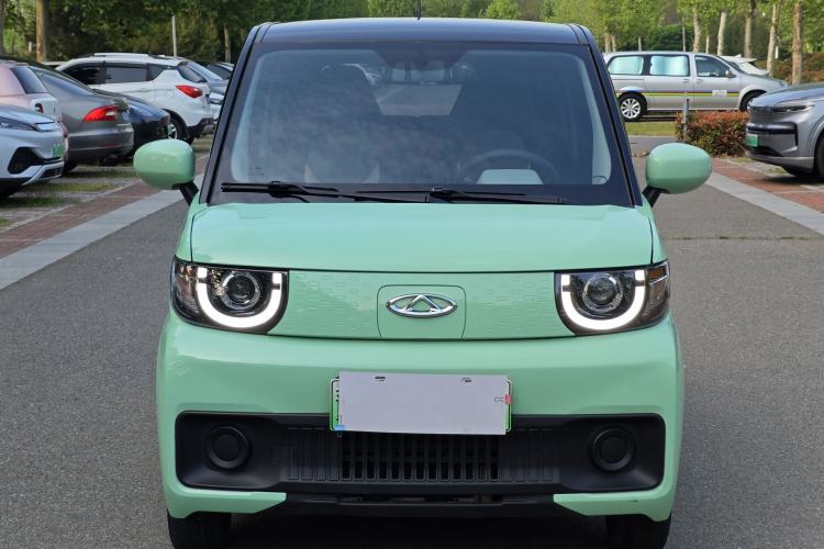 Used Chery QQ Ice Cream 2022 170km Sundae Phosphate Lithium-Ion Exterior 6