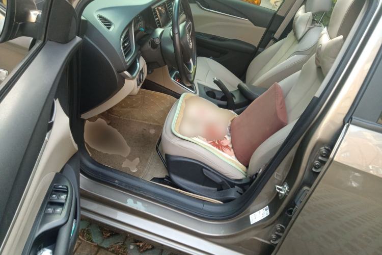 Used Buick GT 2019 15T Dual-Clutch Connected Elite Model China VI
