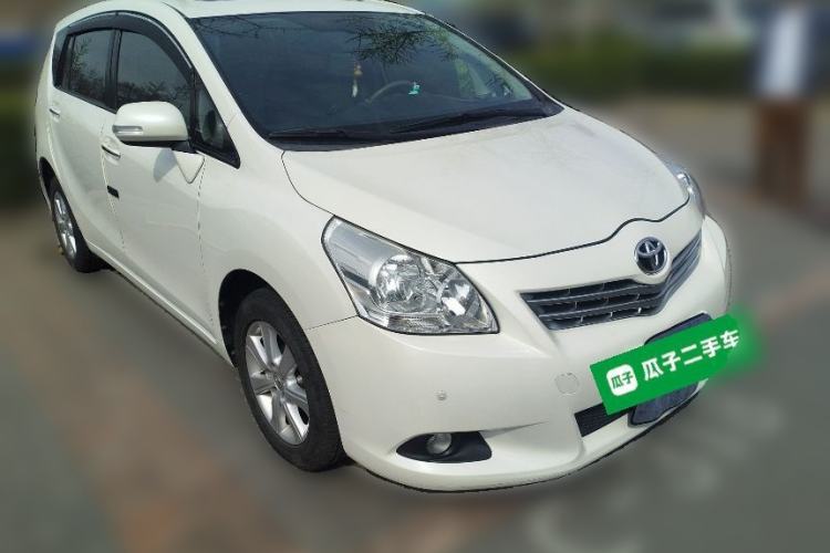 Used Toyota Verso 2011 180G CVT Luxury Edition Front Right 45 Deg