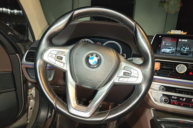 Used BMW 7 Series 2017 730Li Leading Model
