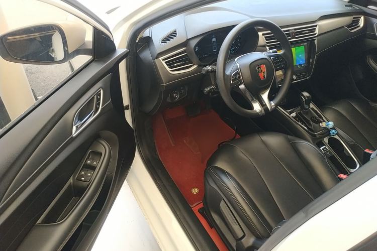 Used Roewe i5 2020 1.5L Automatic 4G Connect Luxury Flagship Edition
