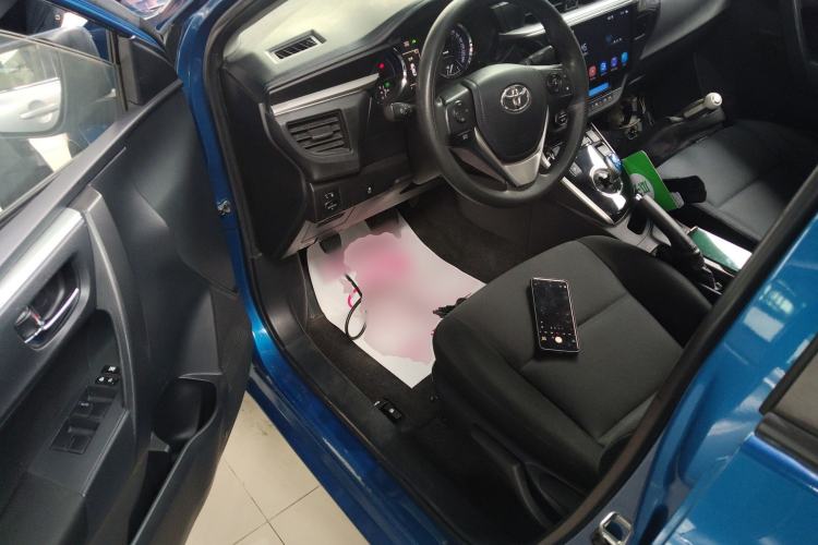 Used Toyota Levin 2016 Dual-Engine 1.8H GS E-CVT Elite Model with Sunroof