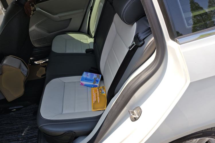 Used Volkswagen Gran Lavida 2015 230TSI DSG Comfort Edition
