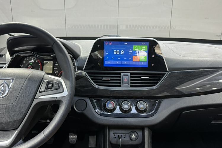 Used Baojun 310 2016 1.2L Manual Luxury Model
