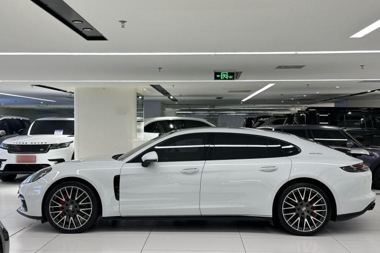 Used Porsche Panamera 2017 Panamera Executive Long Wheelbase 3.0T
