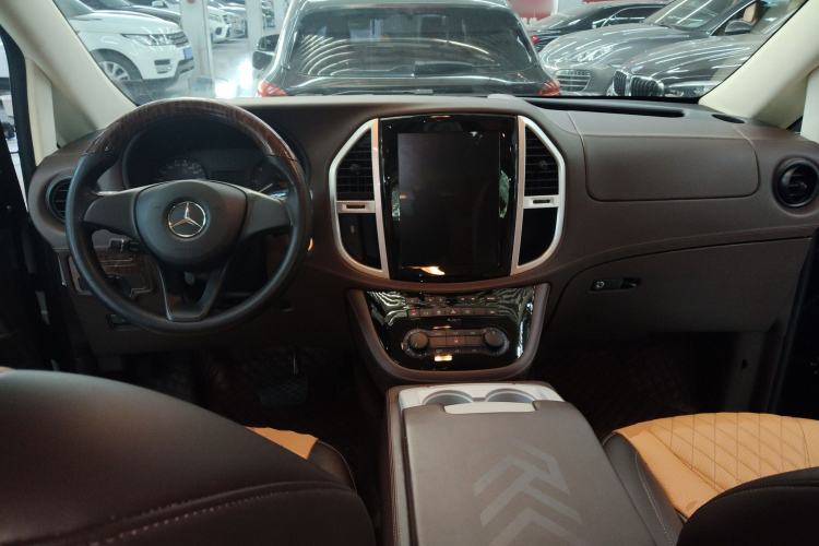 Used Mercedes-Benz V-Class 2017 V250 2.0T U.S. Spec