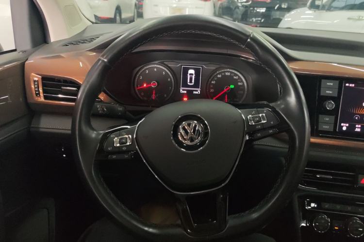 Used Volkswagen Tharu 2019 330TSI Four-Wheel Drive Luxury Edition China VI Standard
