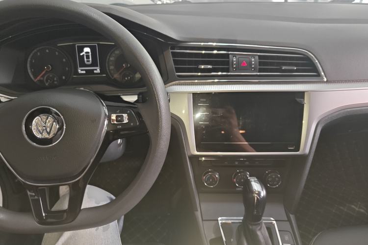 Used Volkswagen Lamando 2021 230TSI DSG Fashion Edition
