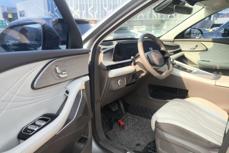 Used EXEED Stellar C-DM 2025 200 with Ultra-Long Range Max All-Wheel Drive