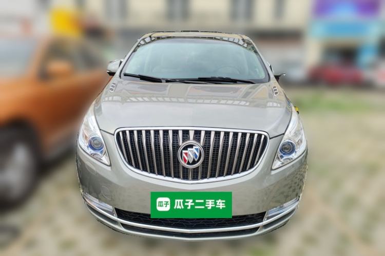 Used Buick GL8 2014 3.0L GT Luxury Business Haoya Edition Front