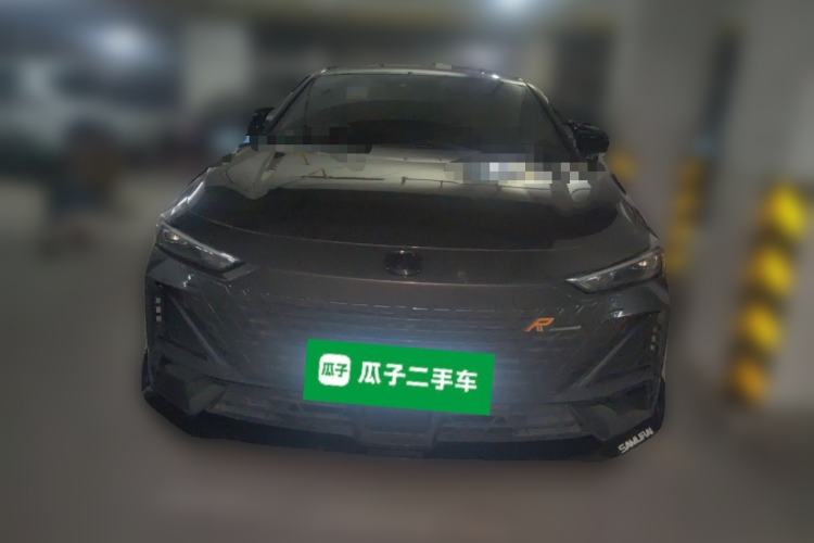 Used CHANGAN UNI-V 2023 1.5T Sport Edition Front