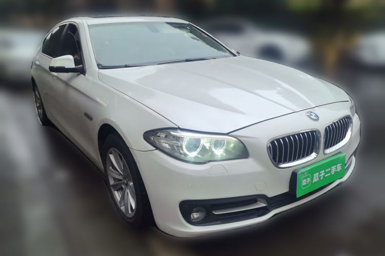 Used BMW 5 Series 2014 520Li Elegant Model
