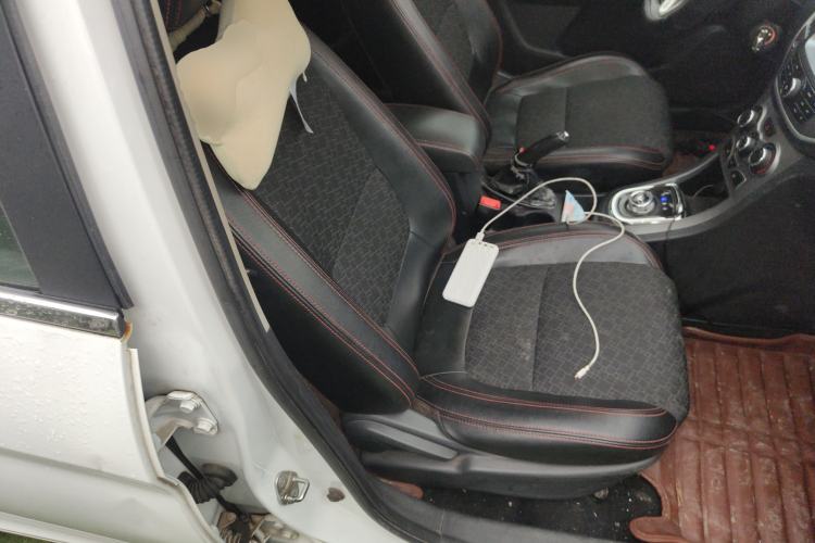 Used Cowin C3 2015 1.5L AMT Gold Diamond Edition
