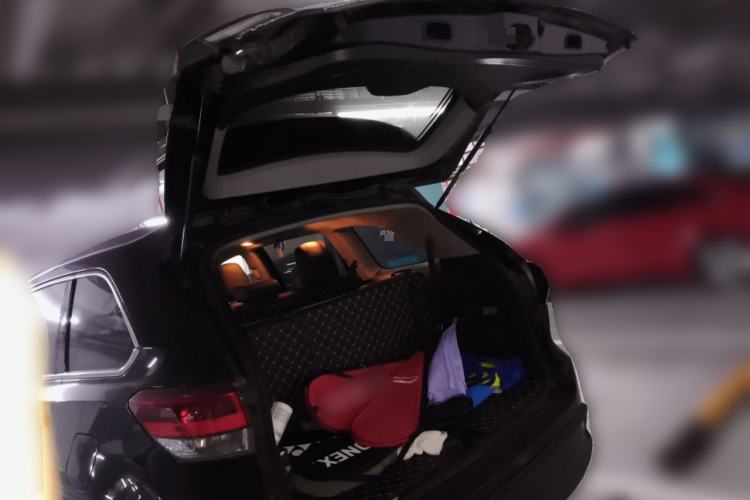 Used Toyota Highlander 2018 2.0T Four-Wheel Drive Luxury Version 7 Seats China VI Standard
