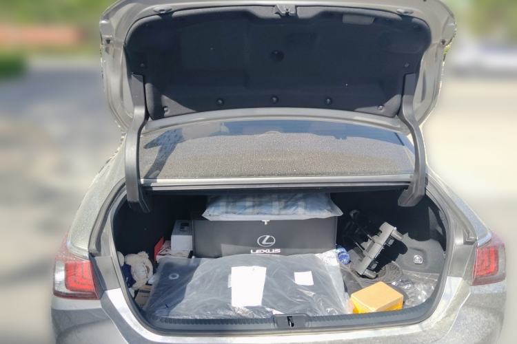 Used Lexus ES 2022 200 Excellence Edition