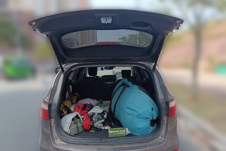 Used Hyundai Grand SantaFe 2013 2.2T 7-Seater Four-Wheel-Drive Flagship Edition Trunk