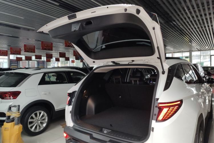 Used Hyundai Tucson 2023 Tucson L 1.5T Automatic Two-Wheel Drive DLX Luxury Edition Trunk