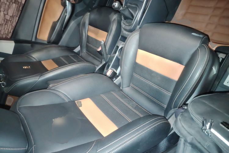 Used BYD Yuan 2016 1.5L Manual Luxury Version