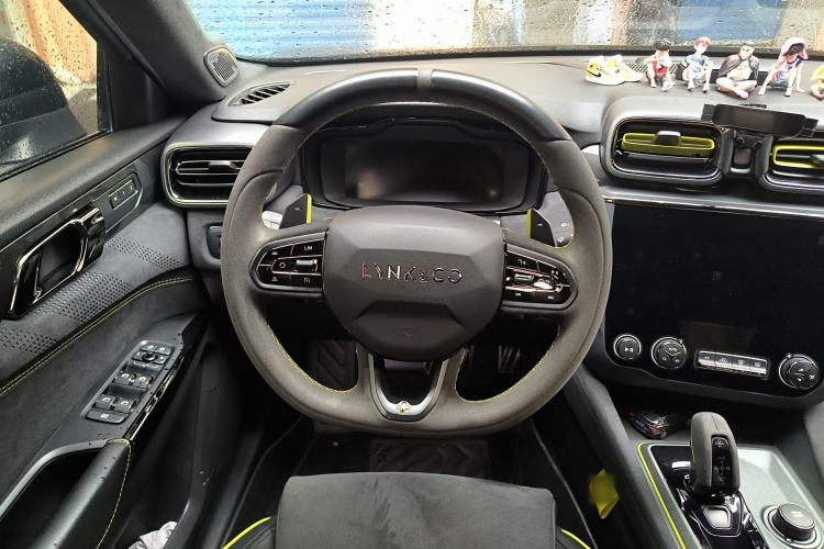 Used Lynk & Co 03 2021 03+ 2.0TD Automatic Wind-Chasing Edition Steering Wheel