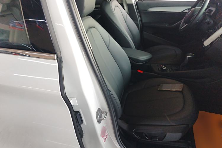 Used BMW X1 2016 sDrive18Li Fashion Model Right Front Seat