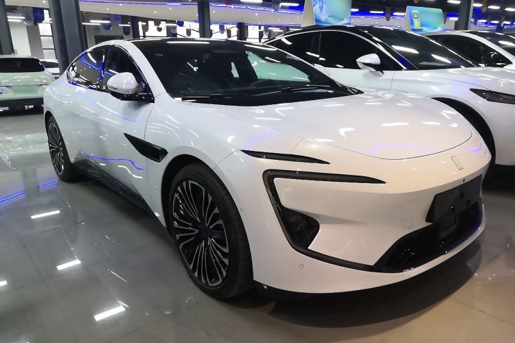 Used Avatr 12 2025 Ultra Extended-Range Edition
