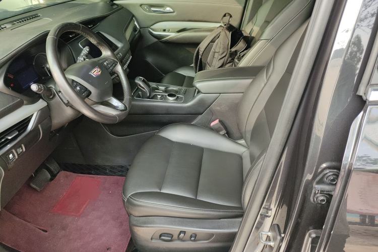 Used Cadillac XT4 2018 28T Two-Wheel Drive Leading Version
