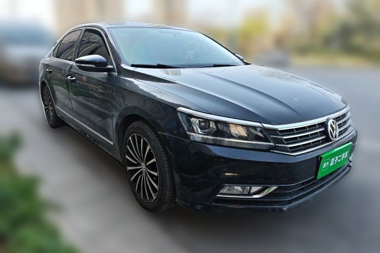 Used Volkswagen Passat 2017 330TSI DSG Luxury Edition
