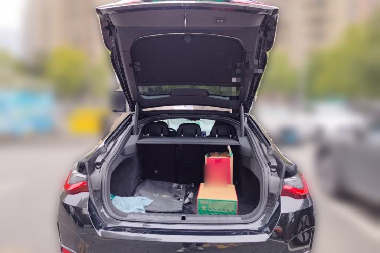 Used BMW i4 2022 M50
