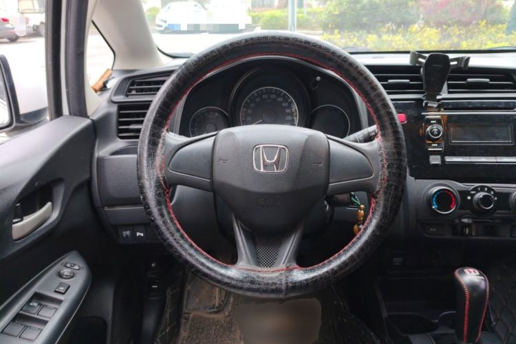 Used Honda Fit 2016 1.5L LXS CVT Comfort Sunroof Version
