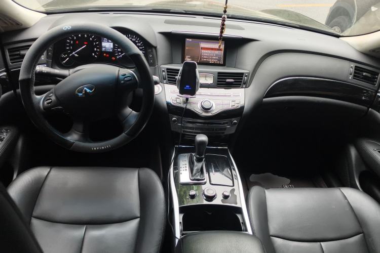 Used Infiniti Q70 2015 Q70L 2.5L Elite Edition Center Console