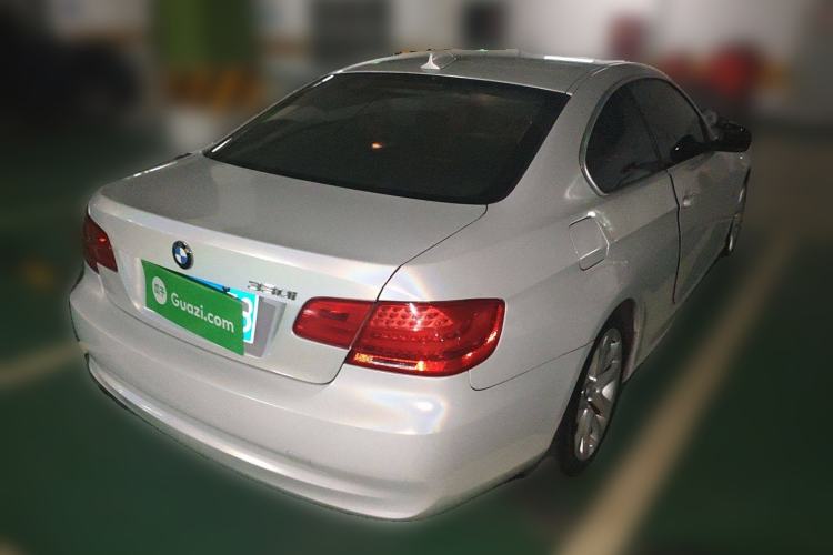 Used BMW 3 Series 2011 330i two-door coupe
