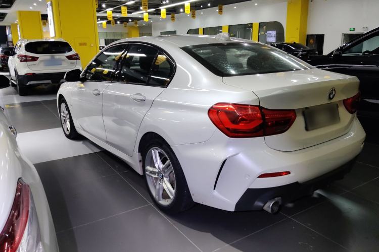 Used BMW 1 Series 2019 118i M Sport Package Rear Left 45 Deg