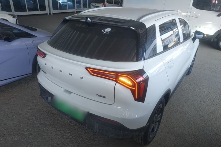 Used Geometry E Firefly 2024 401 km Fluorescent Exterior 5