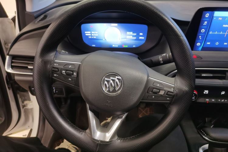 Used Buick Velite 6 2024 450km Range Commuter Version
