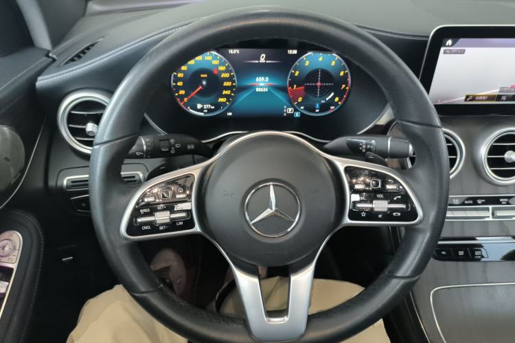 Used Mercedes-Benz GLC 2021 GLC 260 L 4MATIC Luxury Model Steering Wheel