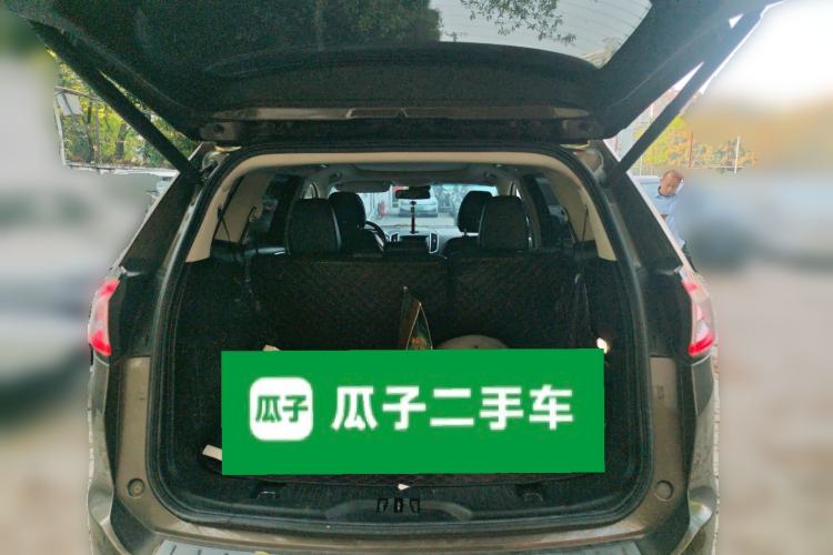 Used Ford Edge 2016 EcoBoost 245 Two-Wheel-Drive Titanium 7-Seater
